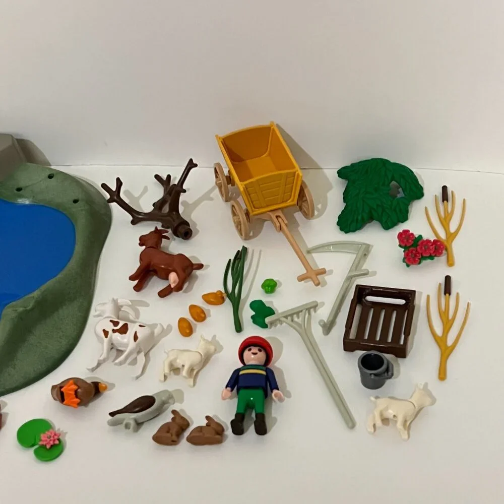 Playmobil Lot Farm Super Set 3124, Children’s Pony Wagon 3118, & Milk Maid 3007
